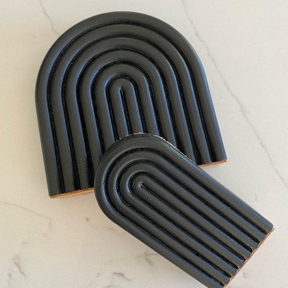 Rainbow Bookends - Black - Picture 9 of 9